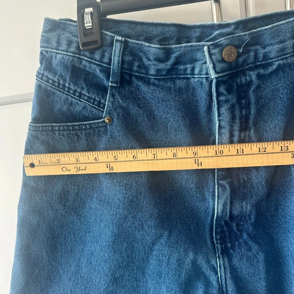 Vintage Justin Richards High Waisted Denim Shorts Medium Wash Blue Size 9/10‎